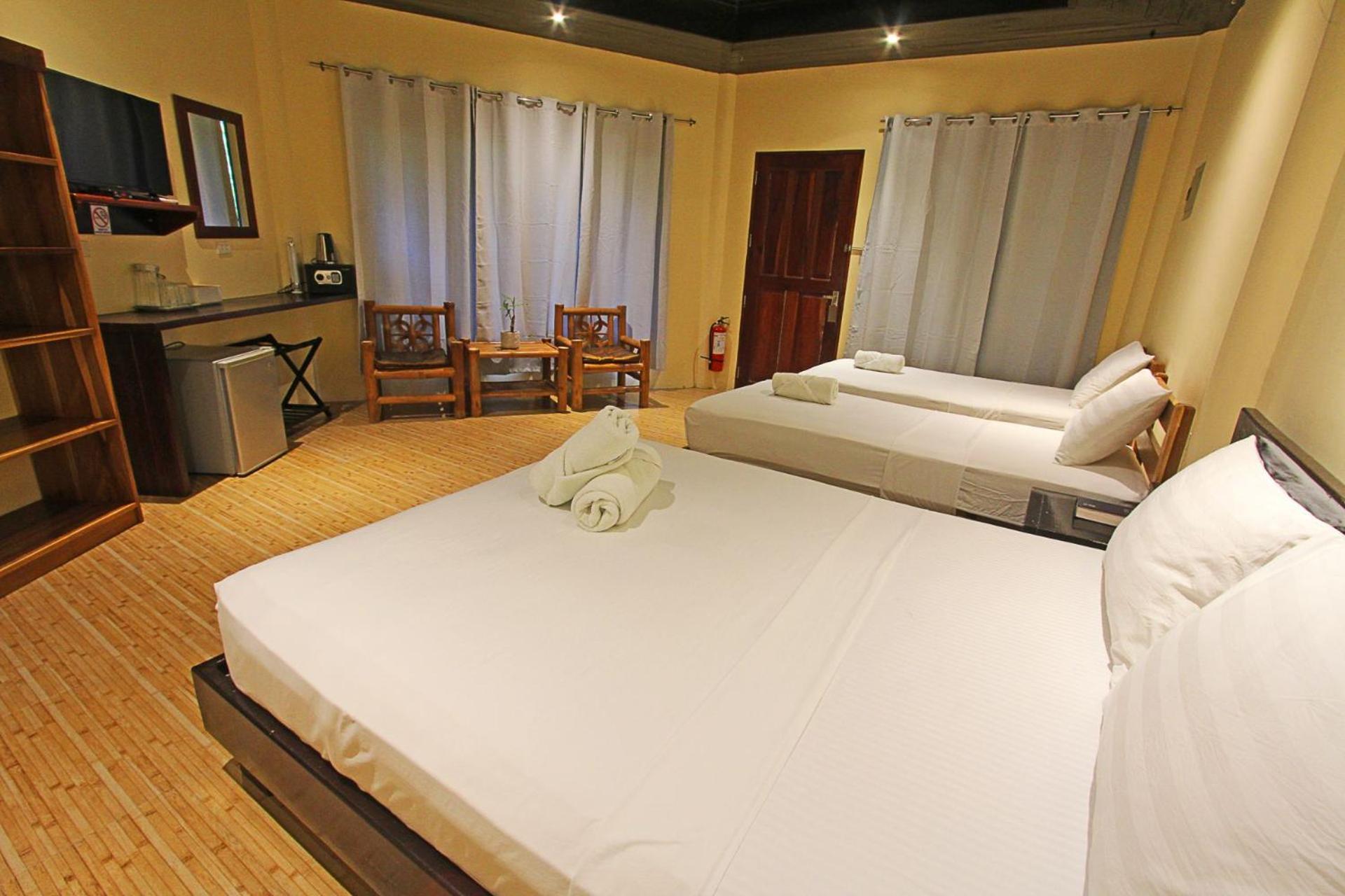 Jonas And Twins Resort General Luna  Bagian luar foto